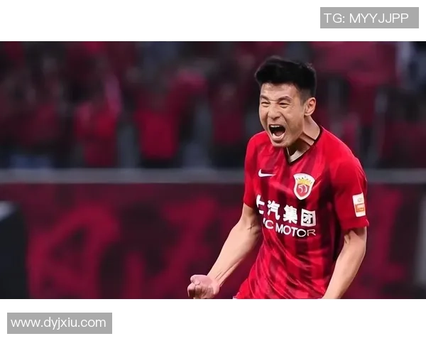 中国十大足球球星排行榜及其历史影响力解析 中国十大足球球星排行榜及其历史影响力解析