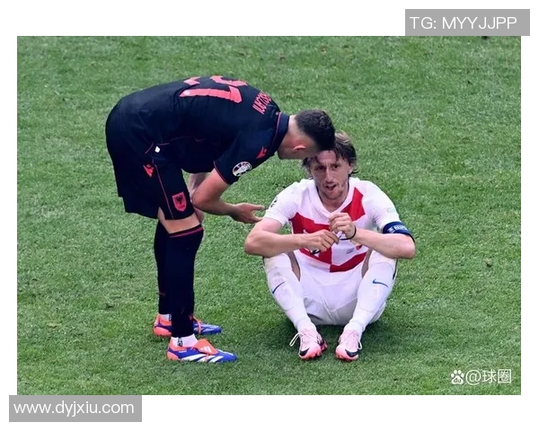 克罗地亚足球新一代球星崛起:从莫德里奇到佩里西奇的接力传承 克罗地亚足球新一代球星崛起:从莫德里奇到佩里西奇的接力传承